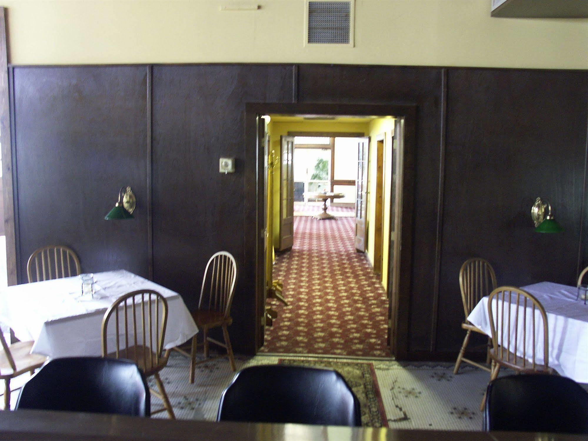 Karsten Hotel Kewaunee Экстерьер фото