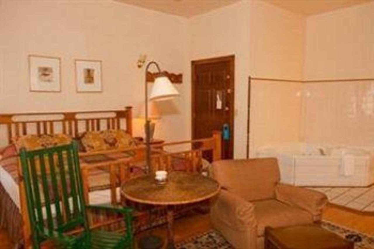 Karsten Hotel Kewaunee Экстерьер фото