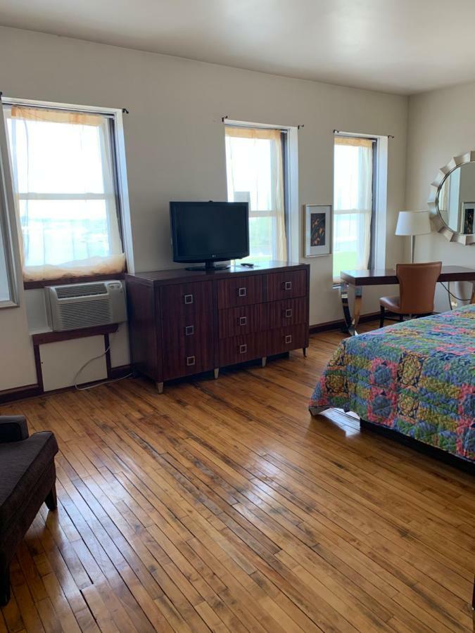 Karsten Hotel Kewaunee Экстерьер фото